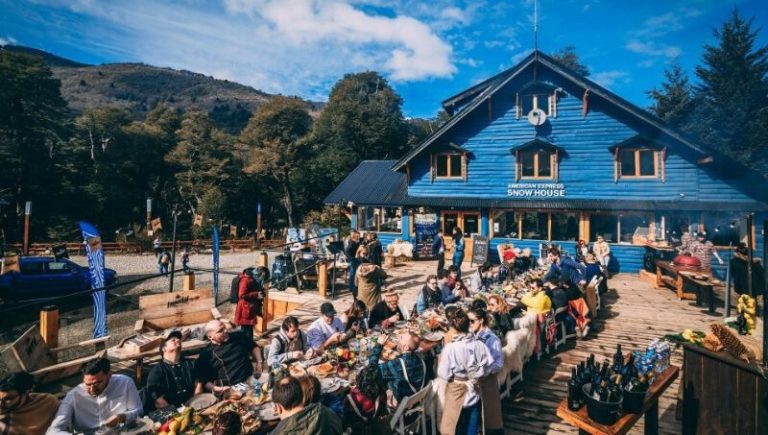 SE VIVE EL FESTIVAL SABORES DE MONTAÑA EN NEUQUÉN